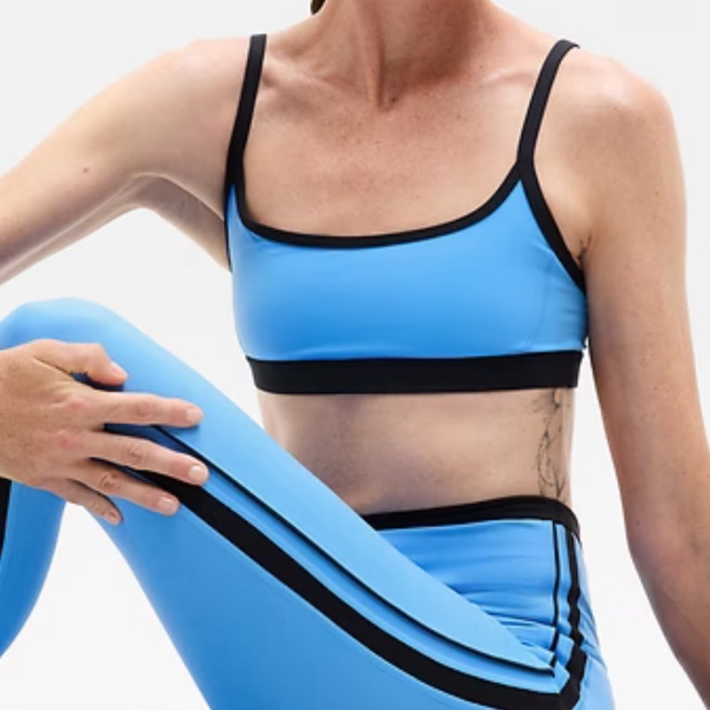 ATHLETA blue & black square neck sports bra